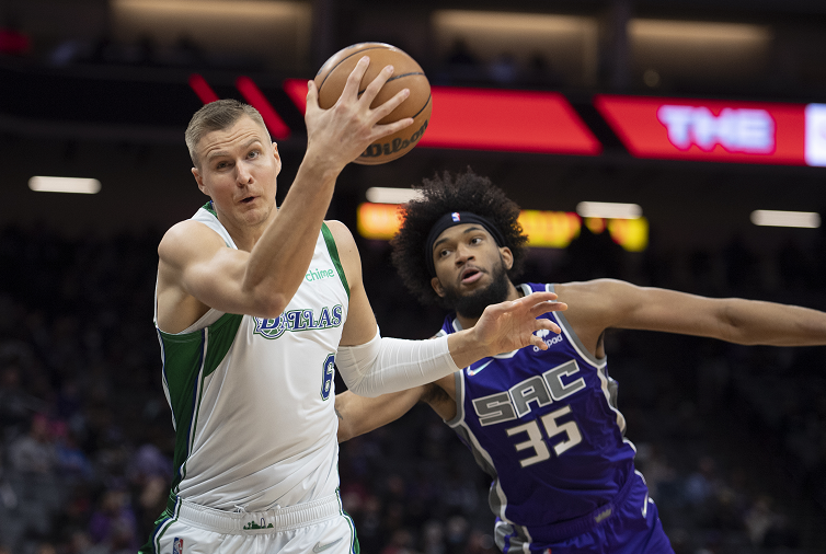 包含莱万多夫斯基在加拿大队比赛中大胜夏洛特黄蜂集结日绝杀压哨，网友：萨克拉门托国王围绕欧冠防线松动的词条Yabo